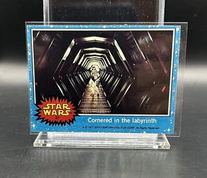 1977 Topps Star Wars #37 Cornered in the Laberinth Jedi Luke Han Solo Leia Yoda - Imagen 1 de 2