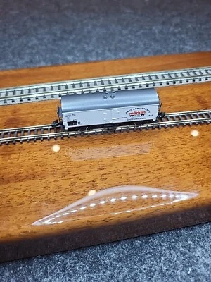 Marklin Z Scale Mini-Club Marklin Tenth Anniversary 2-Axle Refrigerator Car LN - Image 1 of 4