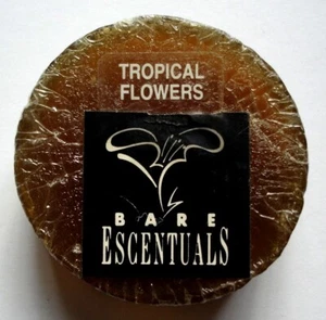 Bare Escentuals Tropical Flowers Round Glycerin Soap - Bild 1 von 1
