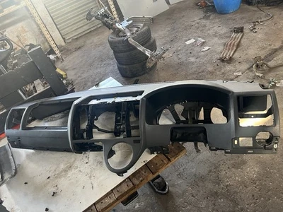 VW T5 2009 2.5 Tdi Dashboard 7h2857003 - Image 1 of 4