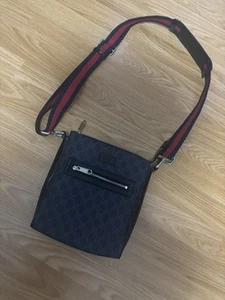 Gucci Men's Messenger Bag - Picture 1 of 3