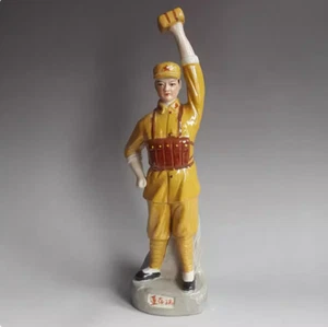 Collectable ART Cultural Revolution Porcelain Dong Cunrui Statue - Picture 1 of 3