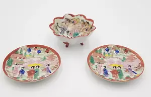 3 Japanese Vintage Geisha Girl Porcelain Footed Scalloped Bowl & Saucers - Picture 1 of 4