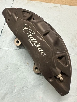 全新 2017 凯迪拉克 ATS 左前驱动布雷博制动卡钳 原始设备制造商 16J011077 — 第 1/4 张图片