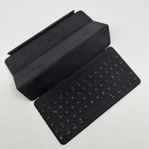 TURKISH APPLE SMART KEYBOARD IPAD 7TH/8TH/9TH GEN 10.2" / AIR 3RD GEN/ 10.5" PRO - Picture 1 of 7