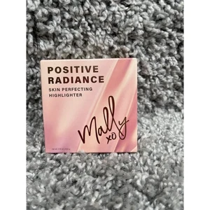 Mally Beauty Positive Radiance Skin Perfecting Highlighter Sparkling Champagne - Picture 1 of 8