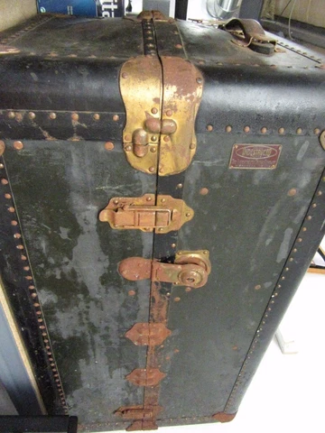 Vintage Indestructo Victorian Domed Wardrobe Steamer Trunk Cover