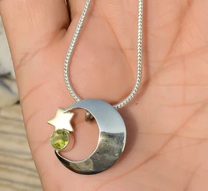 5MM Peridot Cut Gemstone 925 Sterling Silver Handmade Moon Pendant Gift Jewelry - Picture 1 of 5