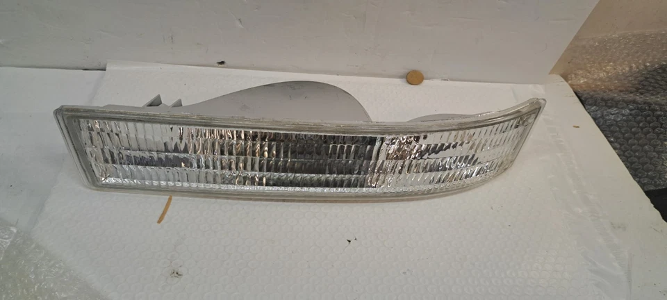 1985-2005 for GMC Safari Van RH Right Passenger Side Turn Signal Lamp Light - Image 1 of 4