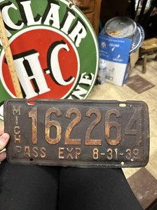 Michigan Pass Exp. 8-31-39 License Plate 162264 - Picture 1 of 16