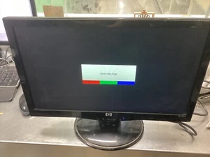 HP S1931a LCD 18.5" Widescreen VGA DVI Blu Ray Computer Monitor 2010 Tested - Picture 1 of 4