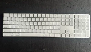 Apple Magic Keyboard with Numeric Keypad Silver MQ052LL/A Wireless A1843 white - Bild 1 von 5