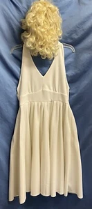 Marilyn Monroe Costume And Wig, Adult Size L - Picture 1 of 5