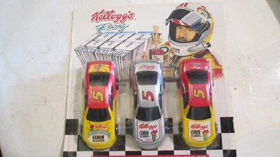 KELLOGG'S Mais Fiocchi, #5 Terry Labonte, Commemorative Mini-Race Auto Set 1997 - Immagine 1 di 3