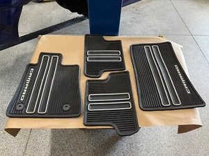 Alfombrillas delanteras y traseras de goma moldeada Camaro 2016-2024 - OEM - Imagen 1 de 9