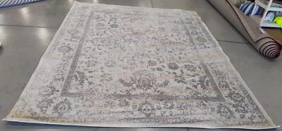 Alfombra Mancha Trasera Marfil/Plata 8'-0" x 10'-0", Precio Reducido 1172762077 ADR109C-8 Foto 1 de 4