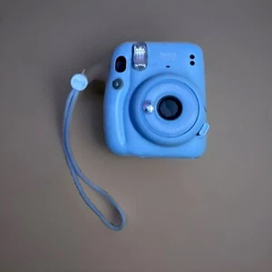 instax mini 11 camera Sky Blue - Picture 1 of 2