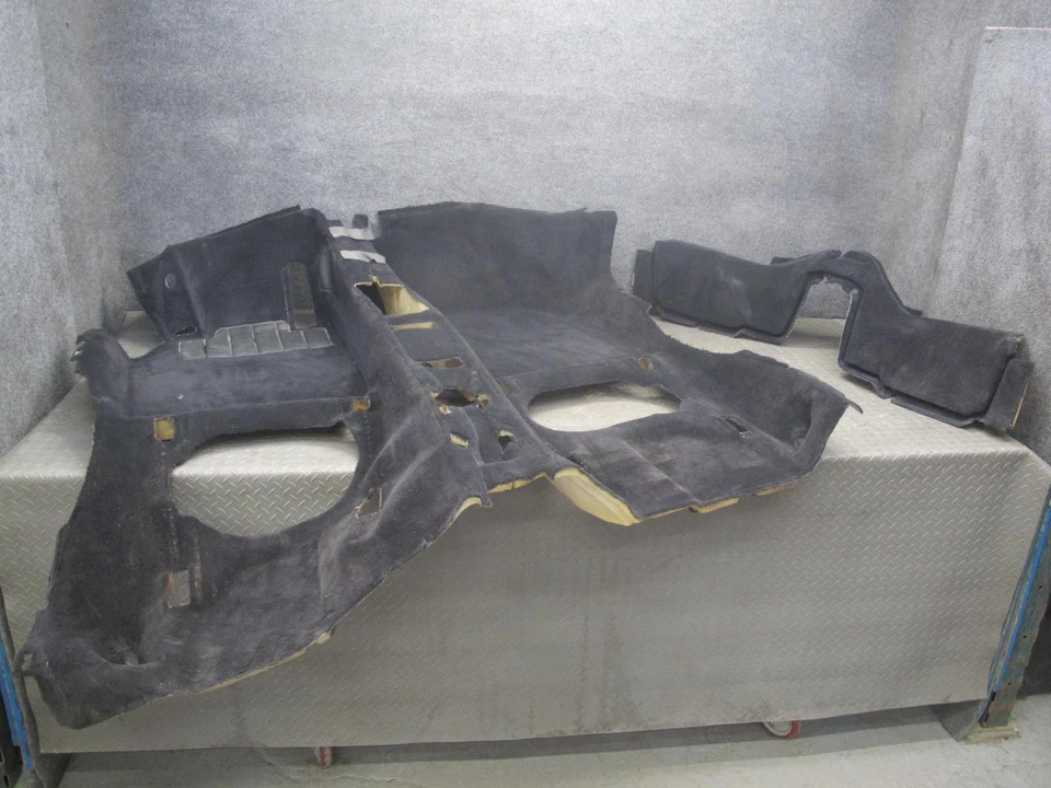 Alfombrilla interior PORSCHE BOXSTER 986 1997-2004 CUBIERTA ALFOMBRILLA NEGRA Foto 1 de 4