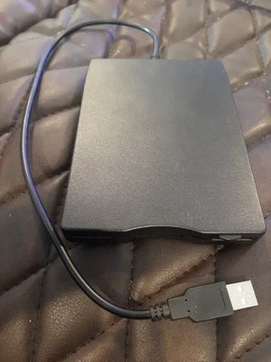 USB 3.5 inch Portable External Floppy Disk Drive Reader For PC Laptop Untested - Image 1 of 4