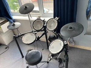 Used Roland TD-4 KX2 Electronic Drumkit. BOXED in excellent condition. - Picture 1 of 6