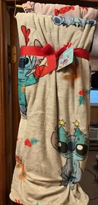 Stitch Weihnachtsdecken Doppelpack - Bild 1 von 6