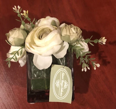 Jarrón cuadrado de vidrio rosa floral blanco verde arreglo ramo diseño naturaleza Foto 1 de 4