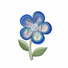 Niebieski kwiat stokrotki 3-D - warstwowy połysk - prasowanie na haftowanej naszywce