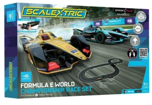 Juego de carreras de autos Scalextric Fórmula E - bujía escala 1:32 ranura para autos C1423T - Imagen 1 de 1