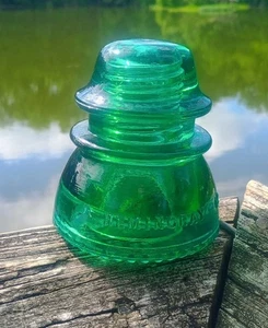 TOUGH TRUE GREEN CD 154 HEMINGRAY-42 GLASS INSULATOR. - Picture 1 of 6
