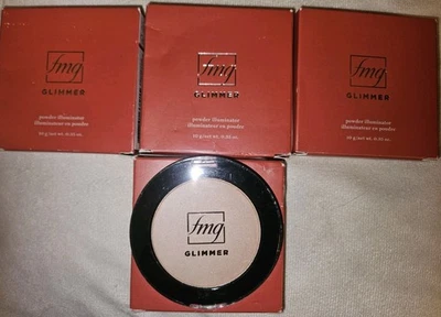Avon FMG GLIMMER Powder Illuminator Eyeshadow 0.35oz NIB Fresh 2024  - Image 1 of 4
