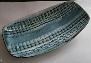 Vintage Hastings Pottery Dish DENNIS LUCAS Mid Century Design - 19.5cm long - Picture 1 of 5