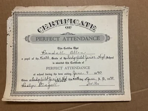 9 Jun 1970 Certificado de Asistencia Perfecta Sedgefield Junior High Randall Allen B10 - Imagen 1 de 4