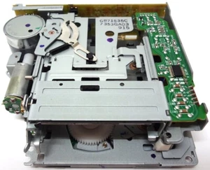 BLAUPUNKT Auto Kassetten Laufwerk GR71S35C 7353GA03 915 Ersatzteil 8638811915 Ca - Foto 1 di 1