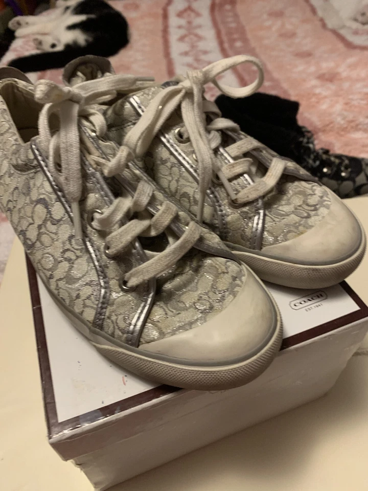 Zapatillas Coach plateadas lurex usadas talla 8 Foto 1 de 4