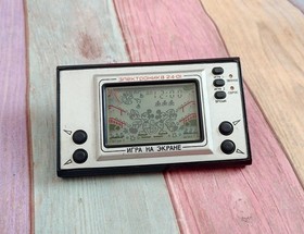 Electronika IM 24-01 "mouse catches eggs" game & watch ussr vintage soviet game