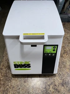 Stink Boss: Desodorizante/Secadora/Desinfectante de ozono para zapatos y equipo deportivo Modelo SB-DS10 - Imagen 1 de 8