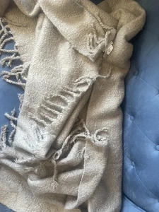 Pottery Barn Throw Blanket 50x70 Soft Nubby Acrylic Fringe Neutral Tan Brown - Picture 1 of 10