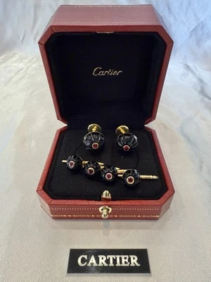 MAGNIFICENT CARTIER ALDO CIPULLO 18K GOLD RUBY ONYX DRESS SET WITH BOX - Image 1 of 4