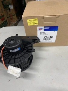 Motor soplador de climatización Carquest 75842 para Chrysler Dodge 16-18 seleccionado. P2 - Imagen 1 de 5