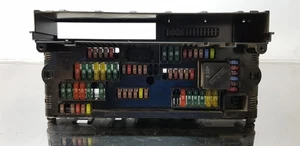 923442101 CAJA RELES / FUSIBLES / 332096 PARA BMW SERIE 5 LIM. F10 530D - Imagen 1 de 10