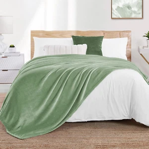 Fleece Blanket Plush Throw Fuzzy Lightweight (King Size 108X90 Sage Green) Super - Picture 1 of 10
