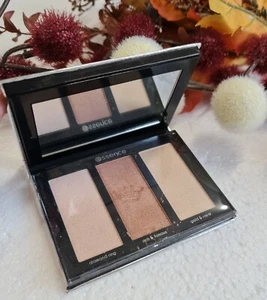 essence My little PLATINUM Highlighter Palette  14,4g . Neu - Bild 1 von 2