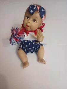 Ashton Drake Miss Spectacular 5,5" Resin Puppe Figurine - Bild 1 von 4
