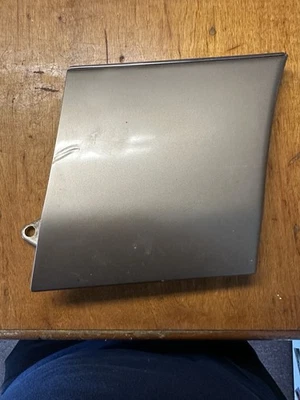 Guardabarros delantero derecho Lexus UCF20 LS400 1995-2000 moldura de carrocería inferior OEM bronceado Foto 1 de 4