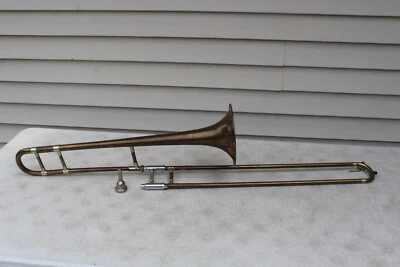 Trombón Colegial Holton Alkhorn WI EE. UU. S/N 306247 925 513 BACH 12C Boca De Colección Foto 1 de 4