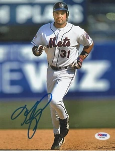 MIKE PIAZZA NEW YORK METS PSA AUTHENTICATED ACTION SIGNED 8x10 - Picture 1 of 1