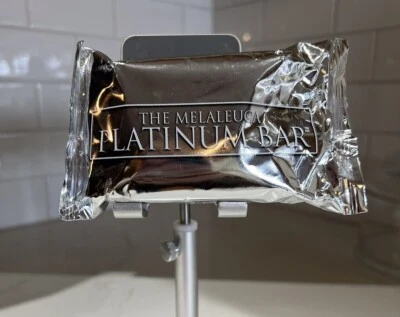 NOVO, Sabonete de Banho Natural Selado Melaleuca “The Platinum Bar” Barra de 4,5 oz - Imagem 1 de 2