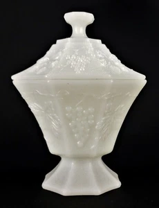 Anchor Hocking Vintage Milk Glass Stippled Candy Dish & Lid  8" With Lid On - Picture 1 of 12