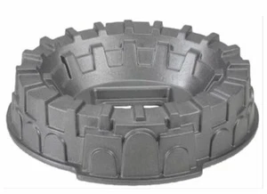 Padella per torte Arena Bundt di Nordic Ware Pro Cast 9 tazze - Foto 1 di 2