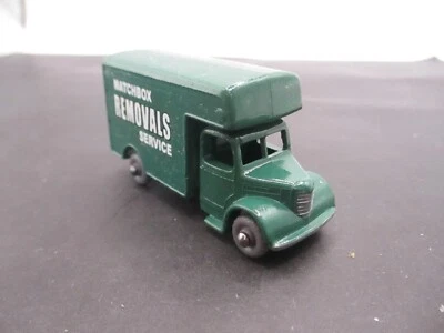 VINTAGE MOKO LESNEY MATCHBOX # 17B V-4 BEDFORD REMOVALS VAN  RESTORED - Image 1 of 4